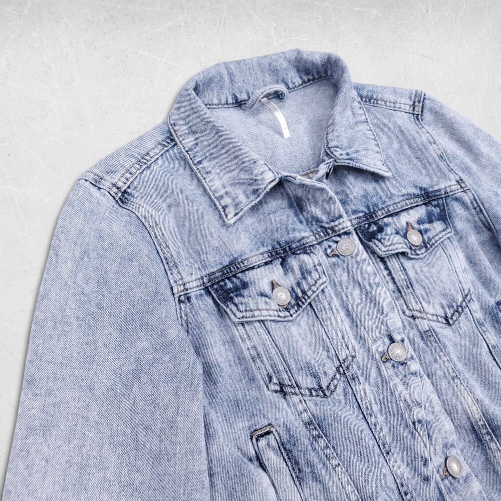Free People Rumors Denim Jacket Womens S Blue Stone Wash Cropped Streetwear Boho - Picture 2 of 11